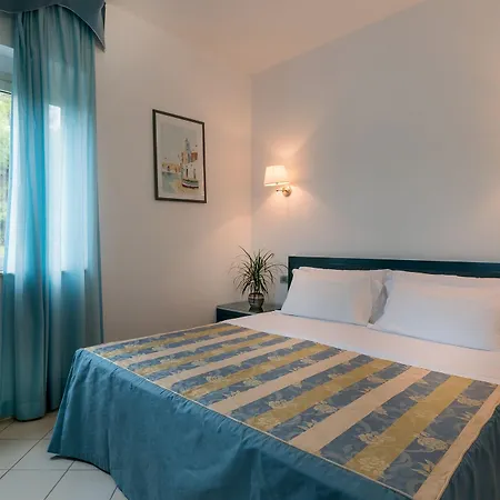 فندق Club Village Maritalia بيسْكيتْشّي