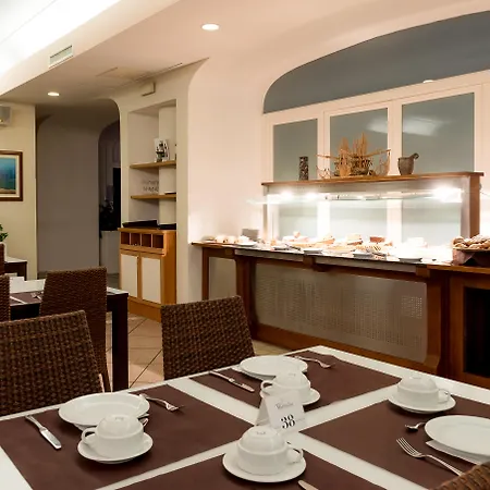 فندق Club Village Maritalia 4*
