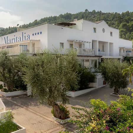Club Village Maritalia فندق بيسْكيتْشّي