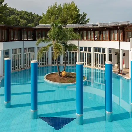 Club Village Maritalia 4* بيسْكيتْشّي