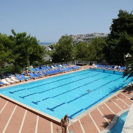 Club Village Maritalia فندق 4*