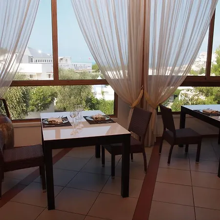 Club Village Maritalia بيسْكيتْشّي