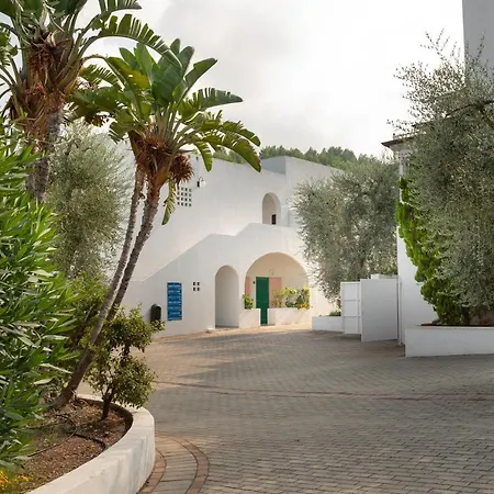 فندق Club Village Maritalia بيسْكيتْشّي