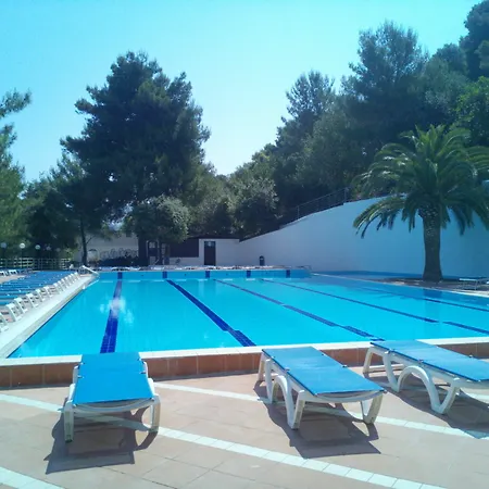 Club Village Maritalia 4* بيسْكيتْشّي